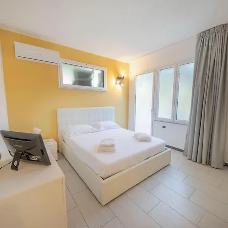 23 Pax In Francesca By In Palermo