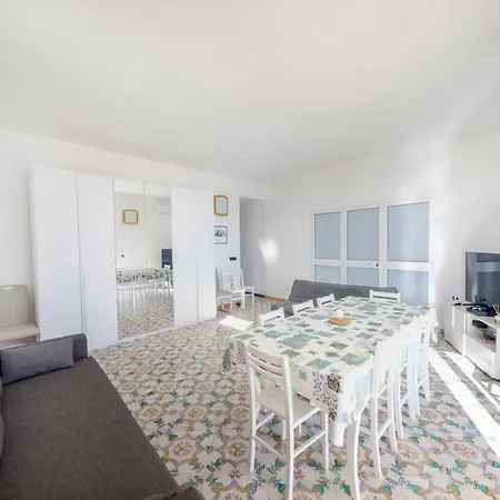 Lägenhet 23 Pax In Francesca By In Palermo *