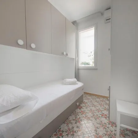 Lägenhet 23 Pax In Francesca By In Palermo *